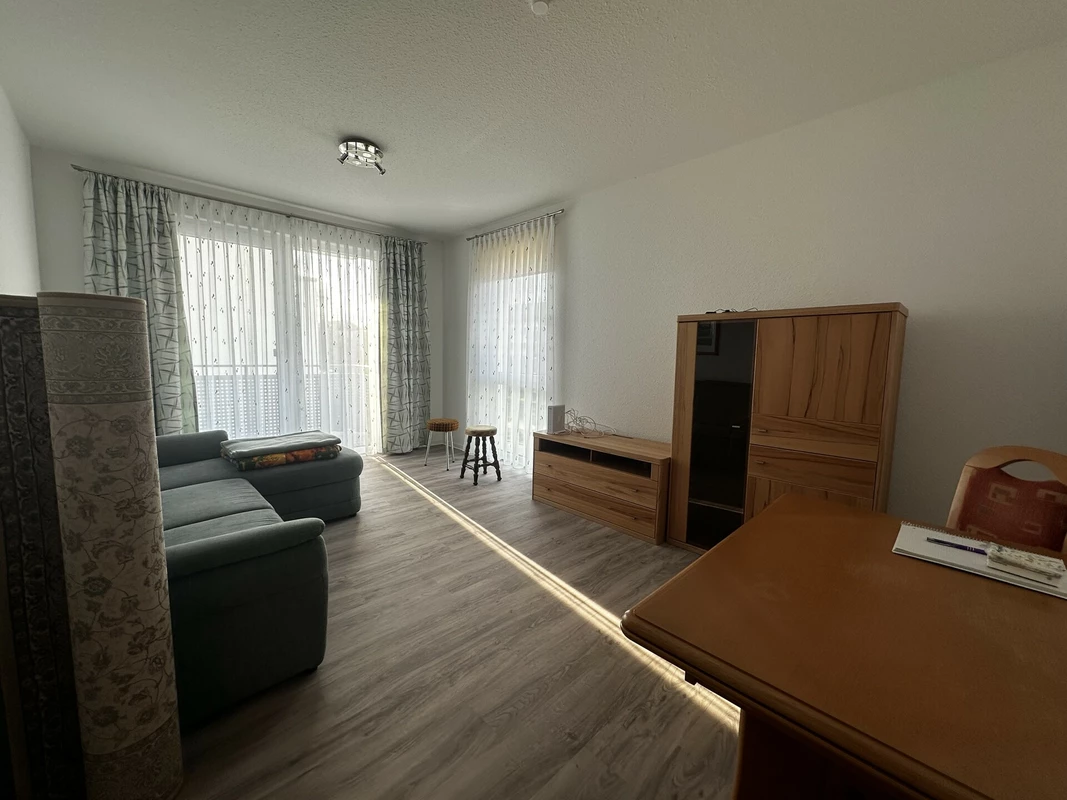 1073b9d3-39cc-4d8b-8633-4791e6f72775