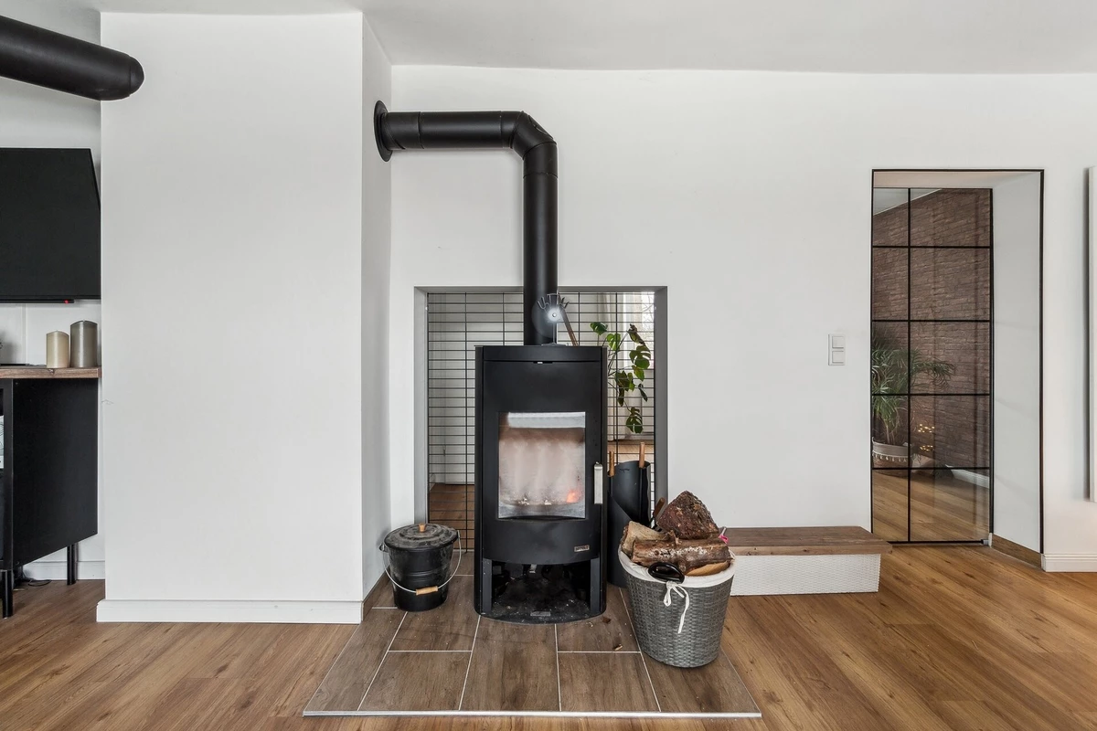 06f72cc6-baf9-45b1-ba53-48d4ff2b7fdc