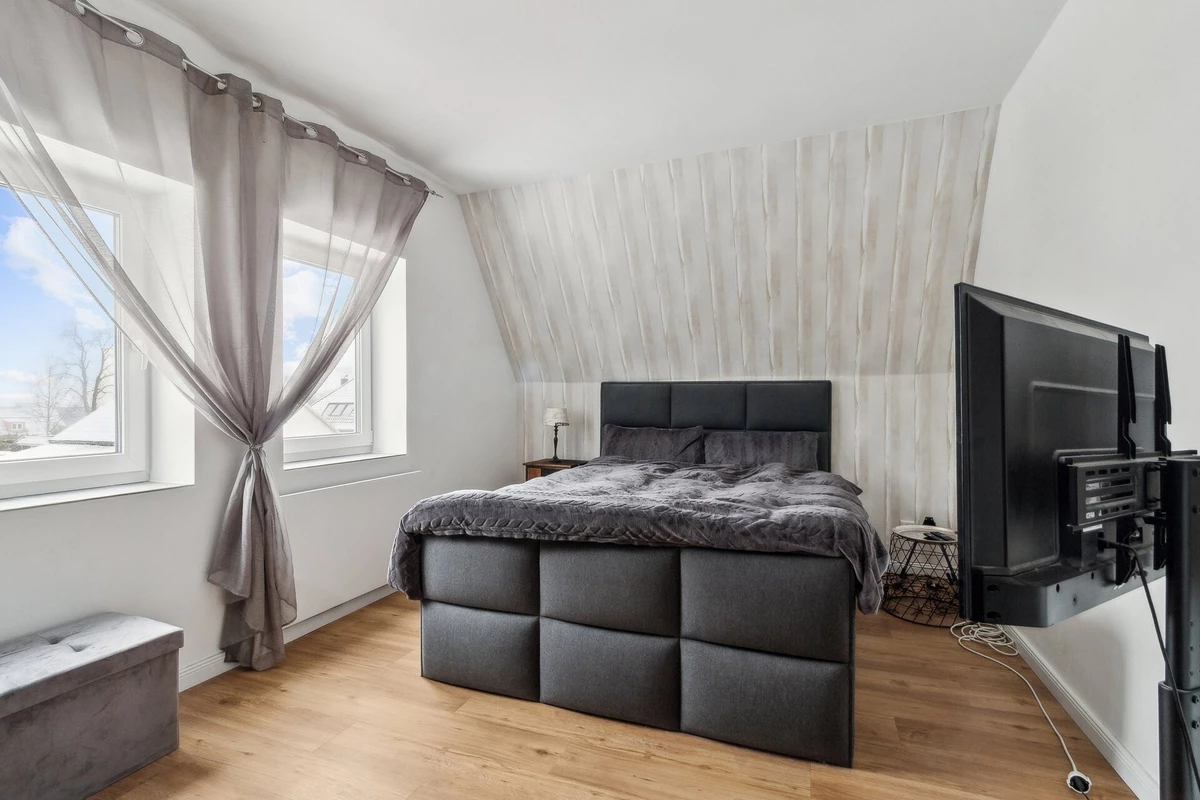 c94ac737-036b-441b-a480-973d7e4b67e8