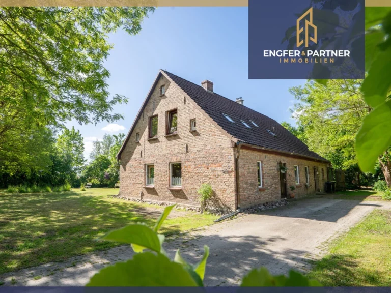 Naturparadies mit Seele – ökologisch saniertes Landhaus mit Atelier, alten Obstbäumen & Glasfaser!