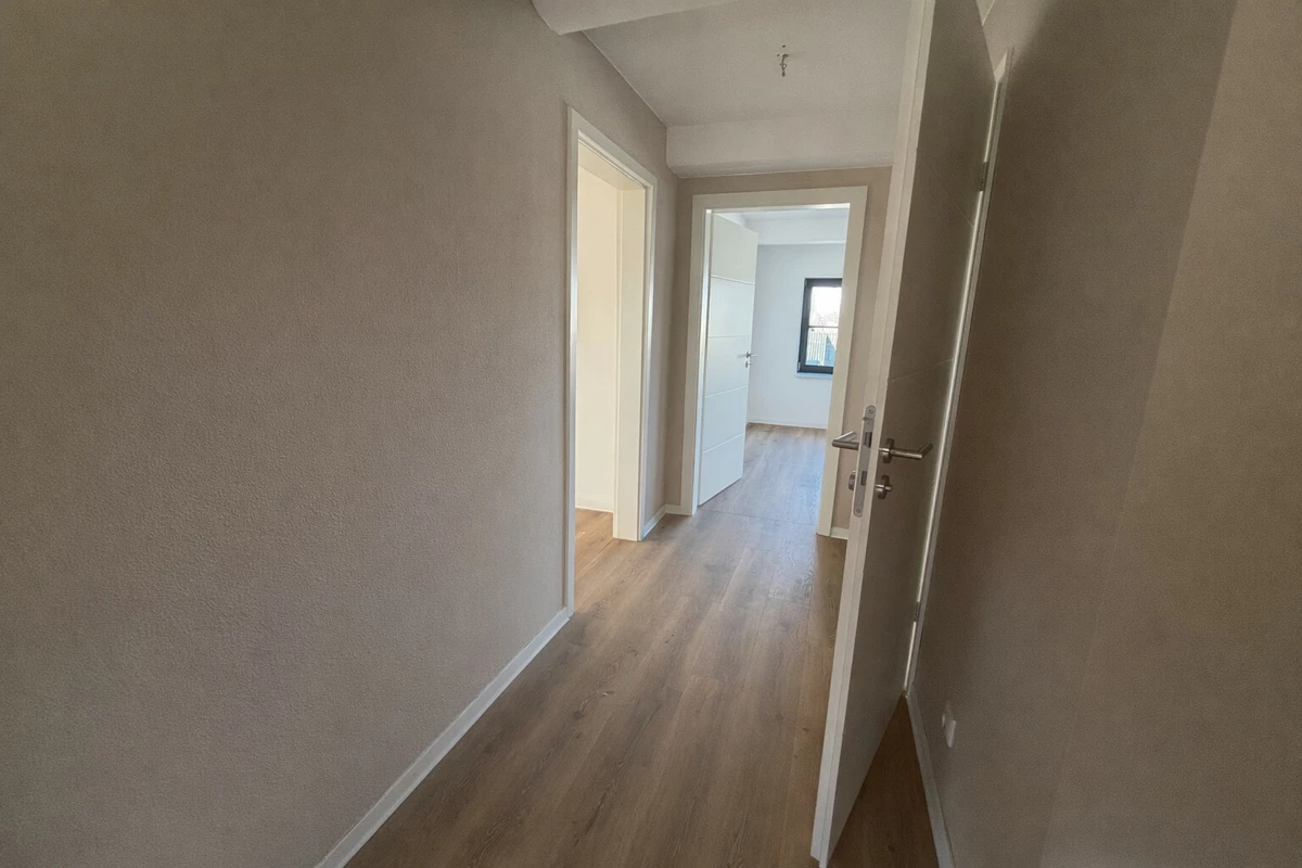 dce81afe-11b6-44ab-ac0b-311170f3b301