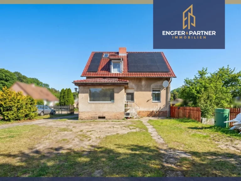 Einfamilienhaus mit Nebengebäude in ruhiger Lage mit großem Grundstück und viel Gestaltungspotenzial