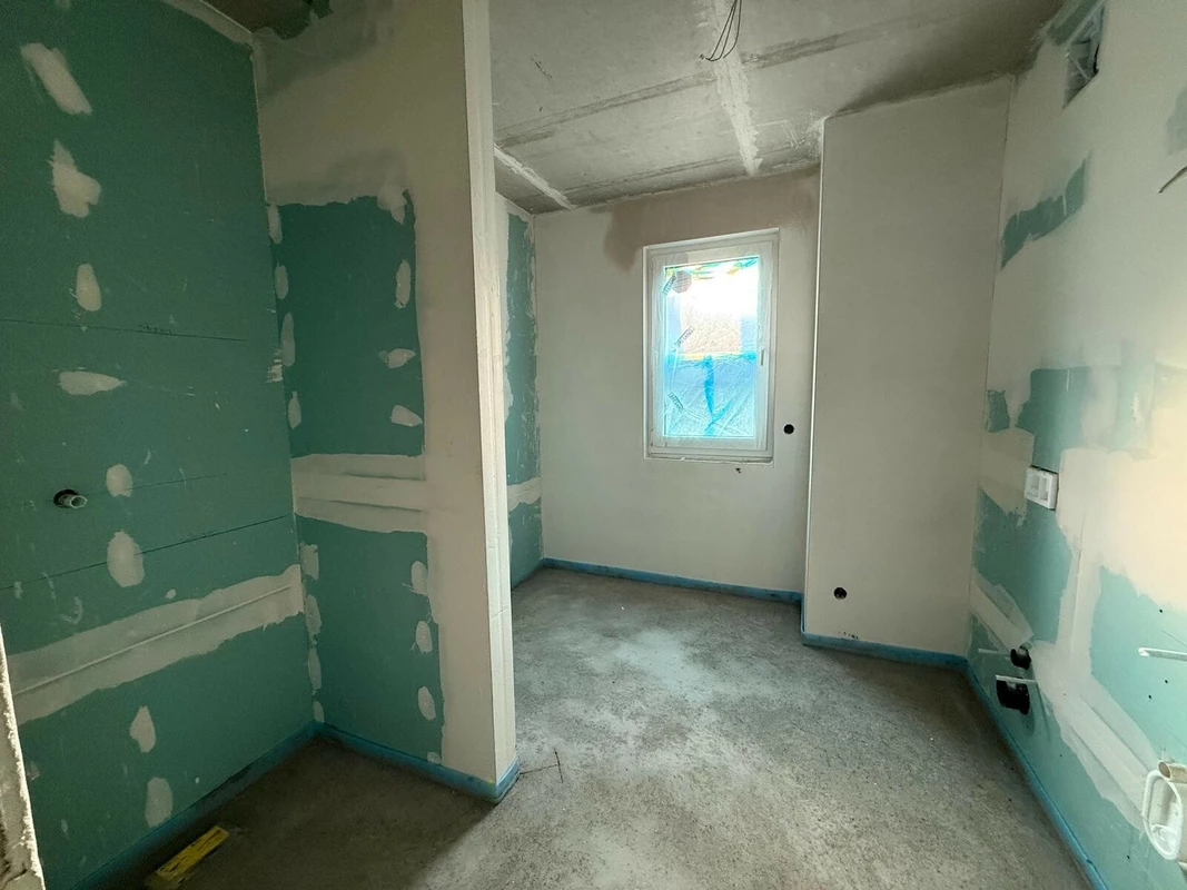 82fb1351-0452-4a9f-9ae2-f8e7fd2fb604