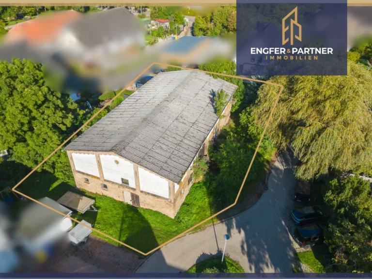 Vielseitiges Baugrundstück mit Backsteinscheune und Neubaupotenzial!