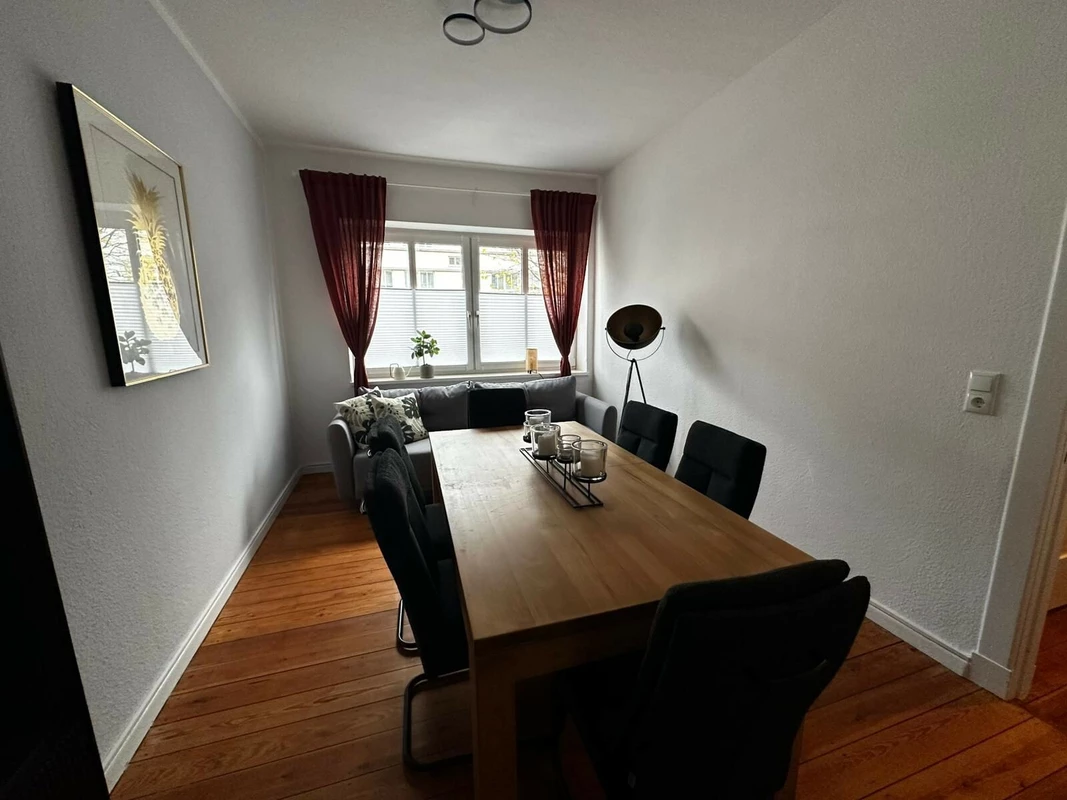 3a1855ad-395c-471d-8595-4e8640f83d5a