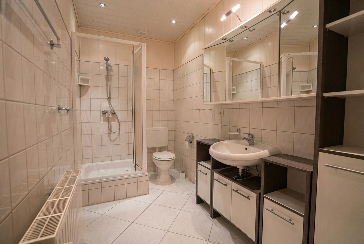 dbca46f9-0f3f-40b6-b2a5-c4915f97afe9