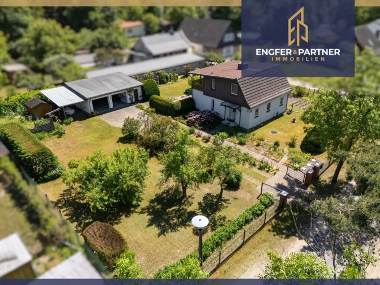 Einfamilienhaus mit großem Grundstück, Bebauungs- und Gestaltungspotenzial am Scharmützelsee