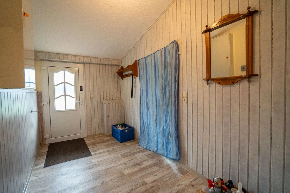 ae5b4ca4-e3c2-41e9-93ff-53692caf6729