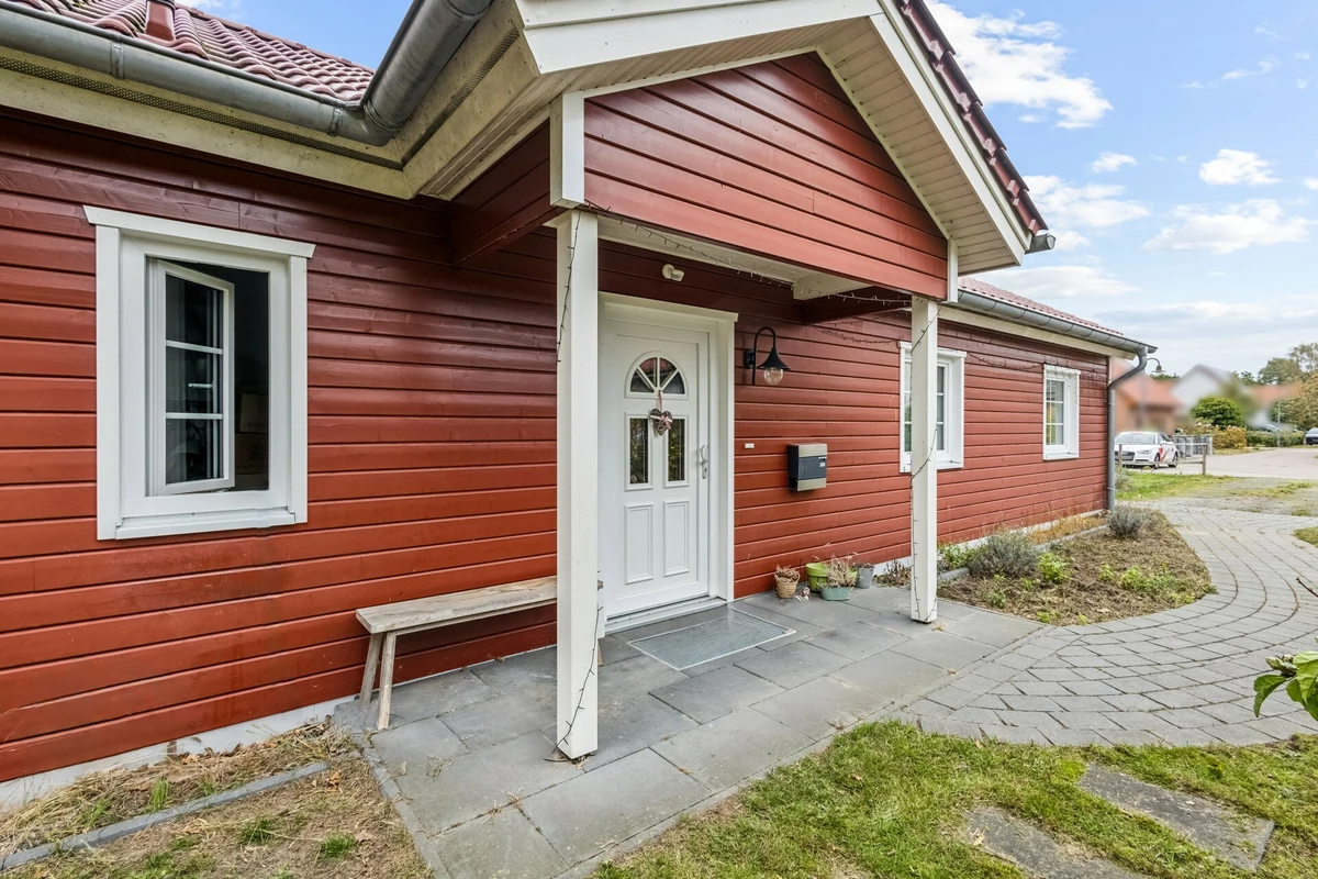 9a4f6a17-6618-487d-b64b-d2389ab1921c